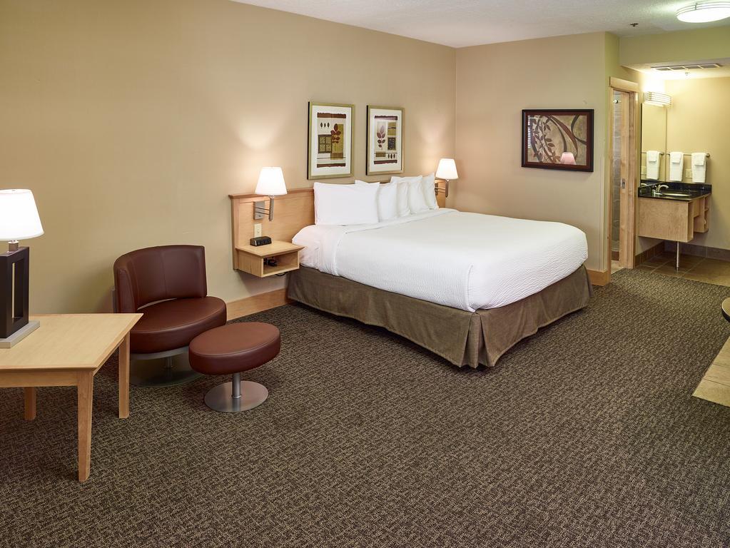 Livinn Hotel Minneapolis North / Fridley Esterno foto