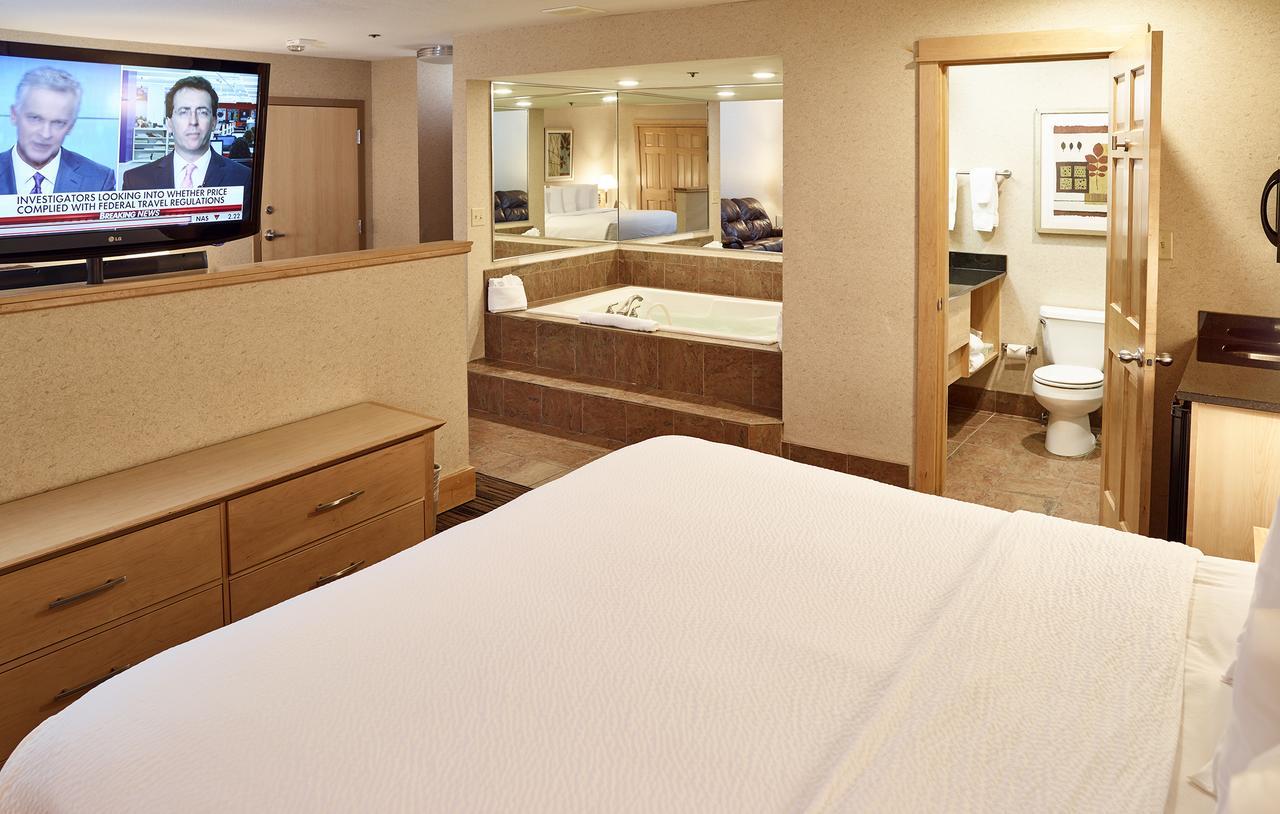Livinn Hotel Minneapolis North / Fridley Esterno foto
