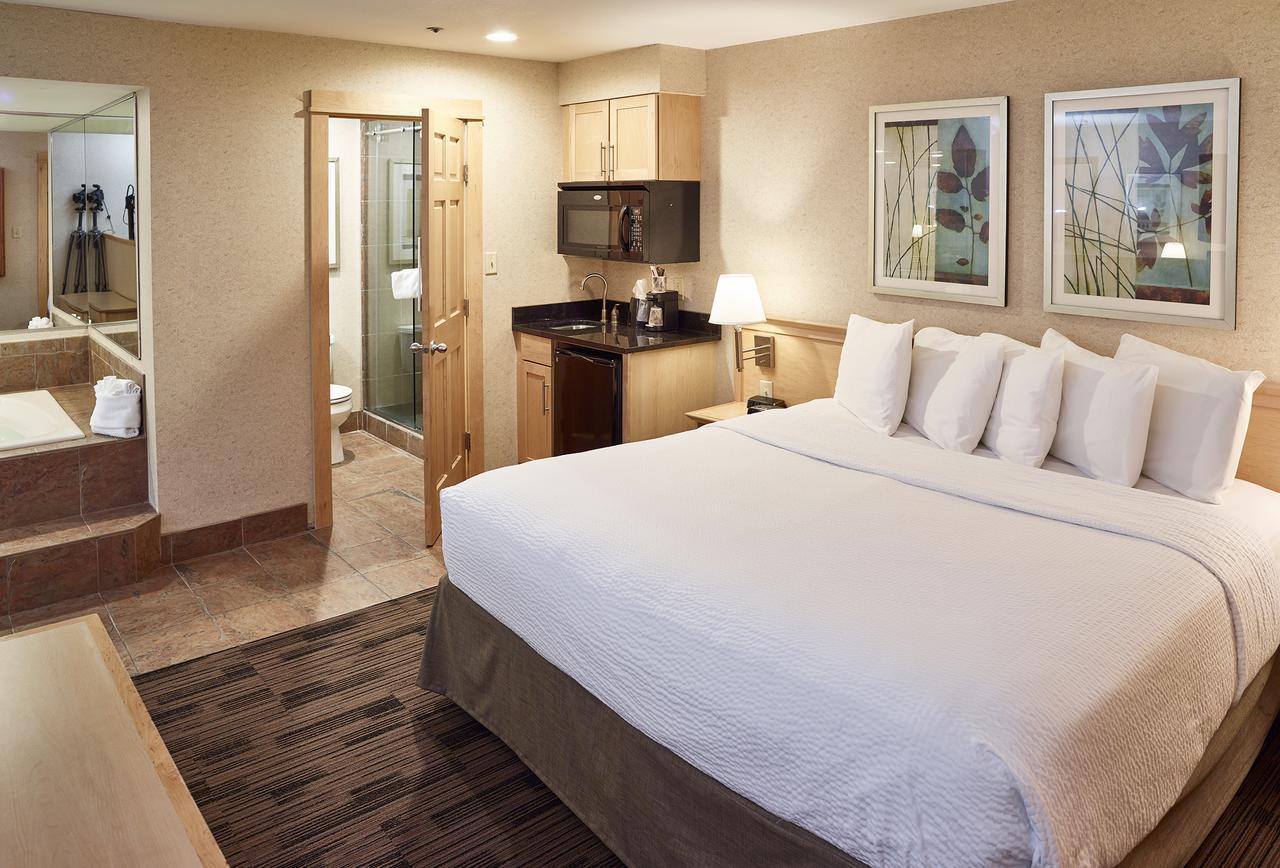 Livinn Hotel Minneapolis North / Fridley Esterno foto