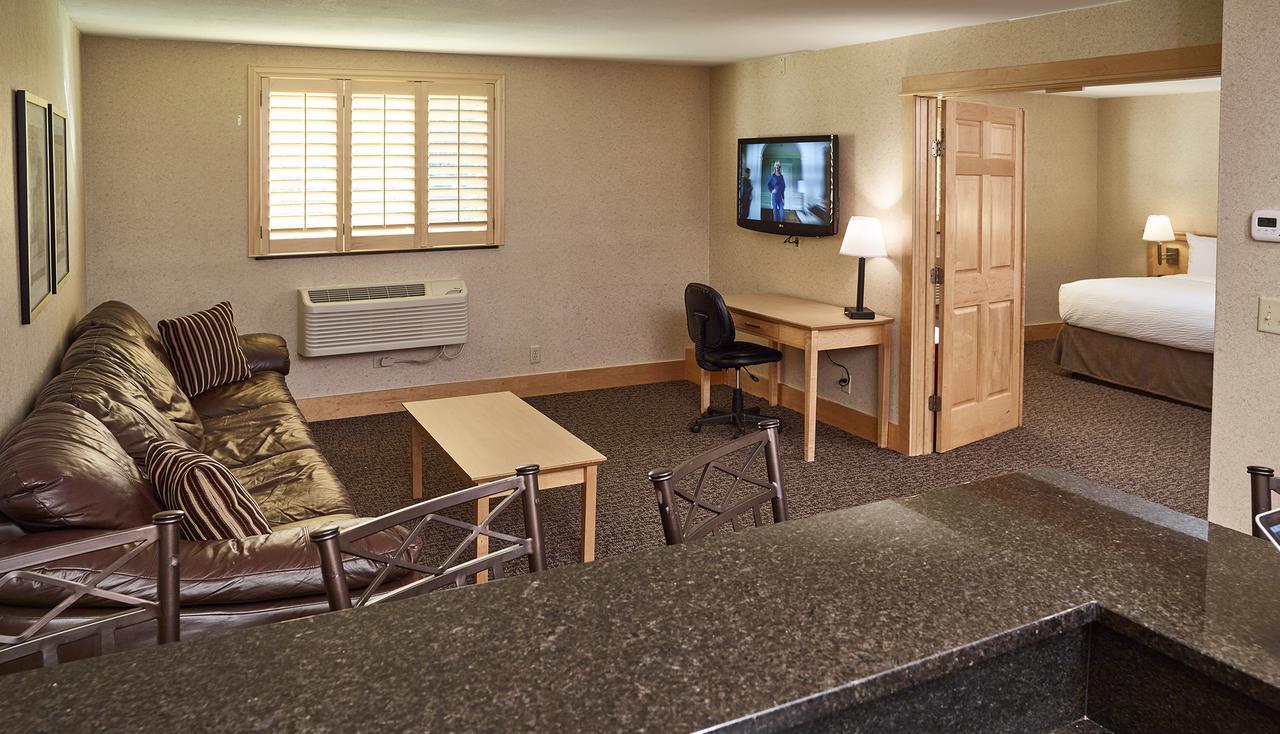 Livinn Hotel Minneapolis North / Fridley Esterno foto