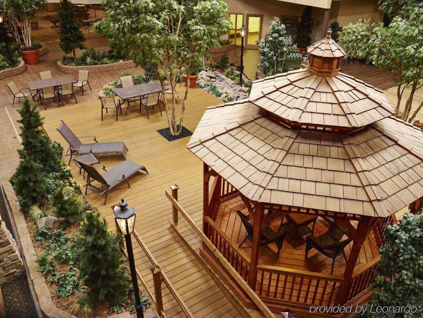 Livinn Hotel Minneapolis North / Fridley Esterno foto