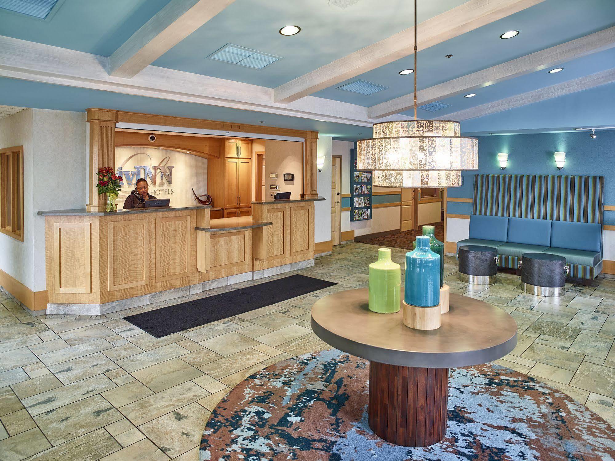 Livinn Hotel Minneapolis North / Fridley Esterno foto