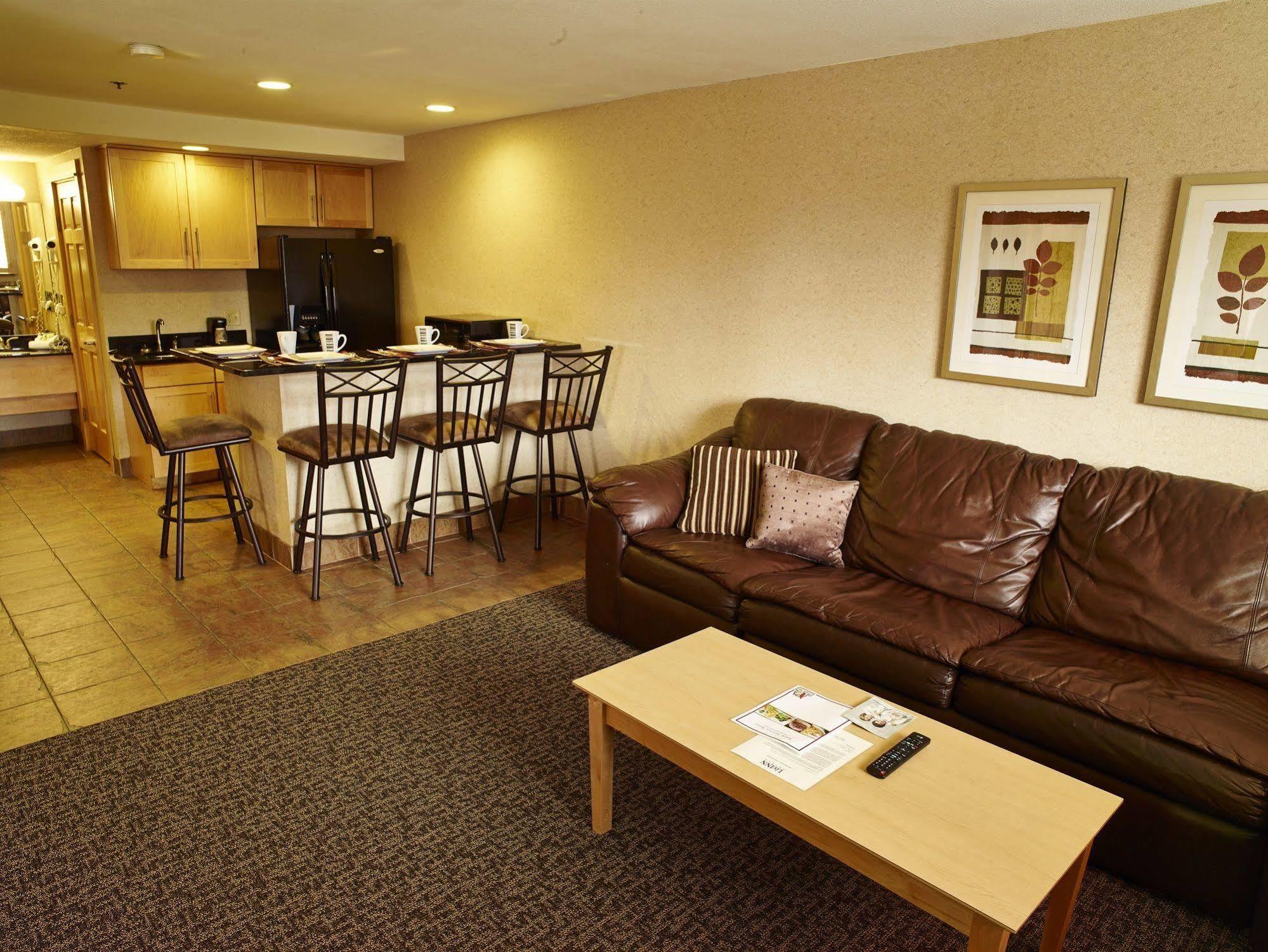 Livinn Hotel Minneapolis North / Fridley Esterno foto